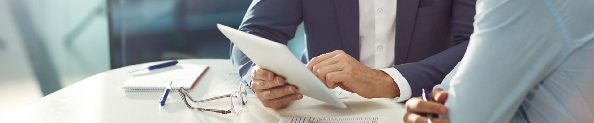 Optimieren Sie Ihre Dokumentenverwaltung mit Hetkamp Documents - dem sicheren und effizienten Dokumentenmanagement in der Cloud. Erfahren Sie mehr über unsere Cloud-Lösungen.